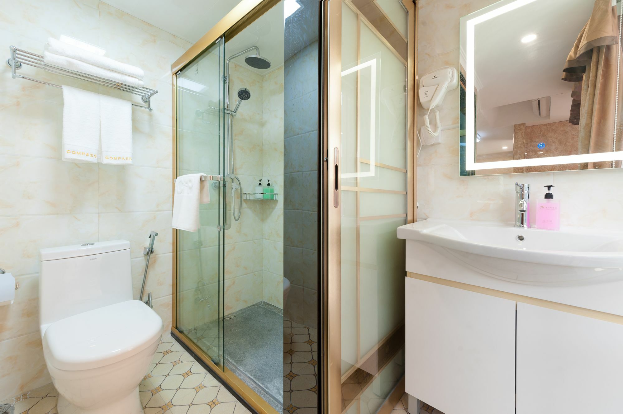 Guangzhou Compass Hotel Экстерьер фото
