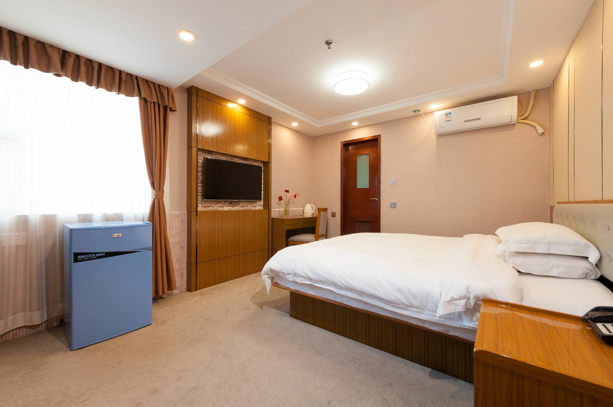 Guangzhou Compass Hotel Экстерьер фото