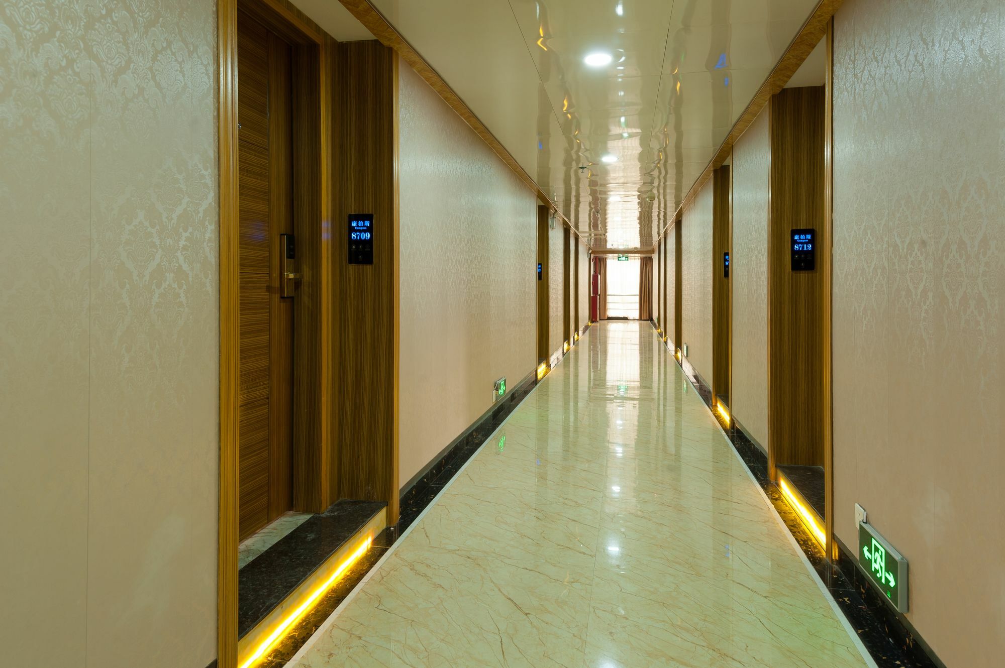 Guangzhou Compass Hotel Экстерьер фото